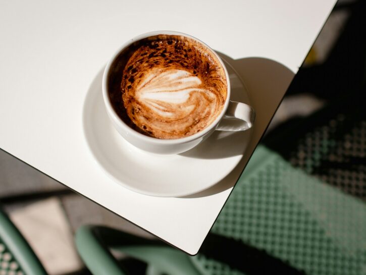 Come riutilizzare i piattini da caffè