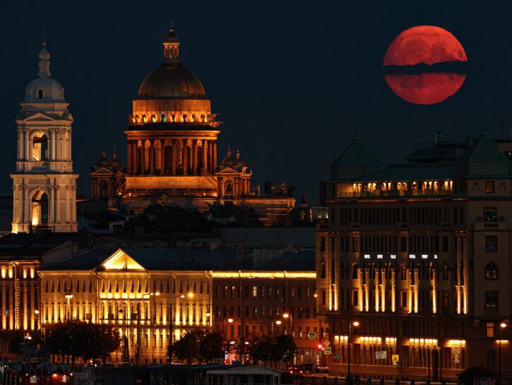 Arriva la Superluna: quando e come vederla