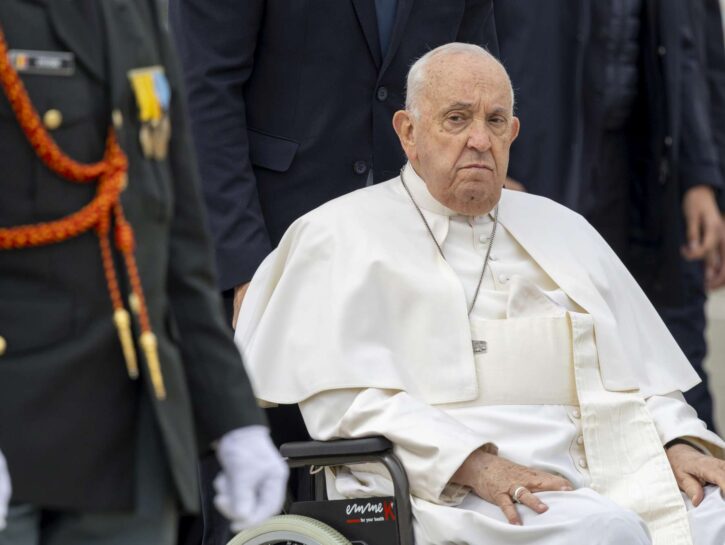 Il Papa: «L'aborto è omicidio e i medici che si prestano sicari»