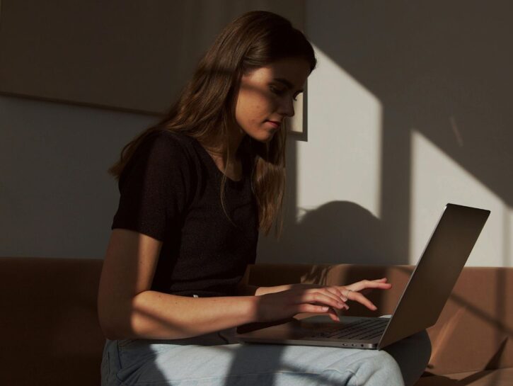 Scusarsi spesso sul lavoro è un segno di debolezza?