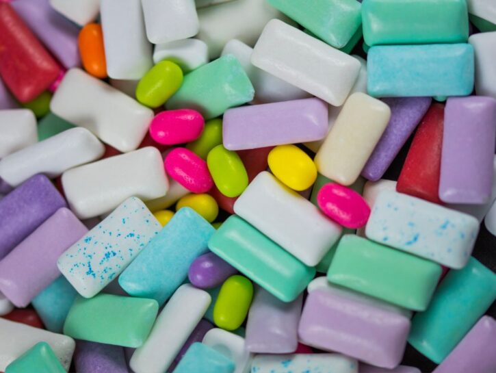 Chewing gum, o gomma da masticare: tutti i benefici (sconosciuti) del sugar free