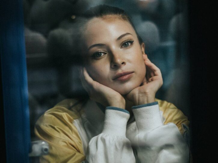 Cos’è la cortisol face, la “faccia da stress”