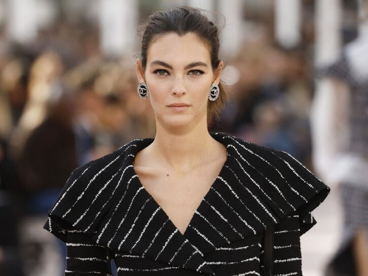 Chanel Cruise 2025 sfilerà sul lago di Como