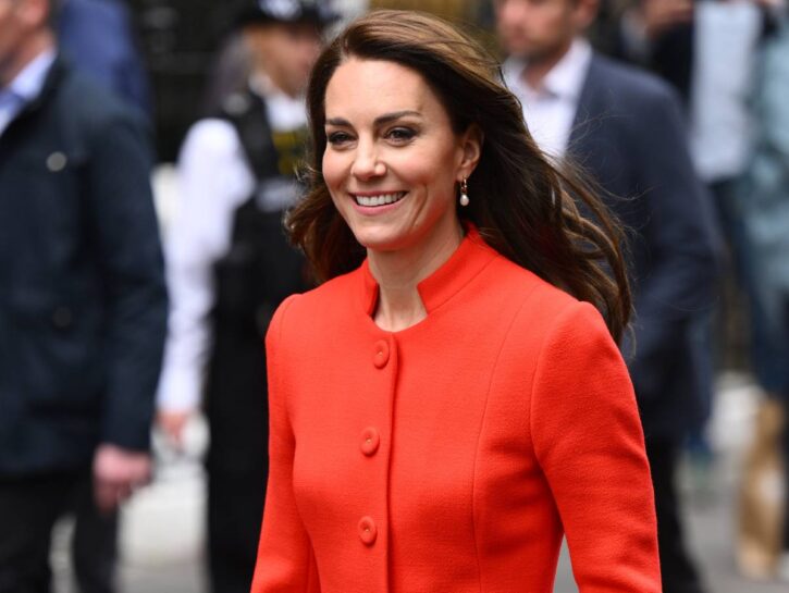 Cosa indossare a 40 anni: i look secondo le royal