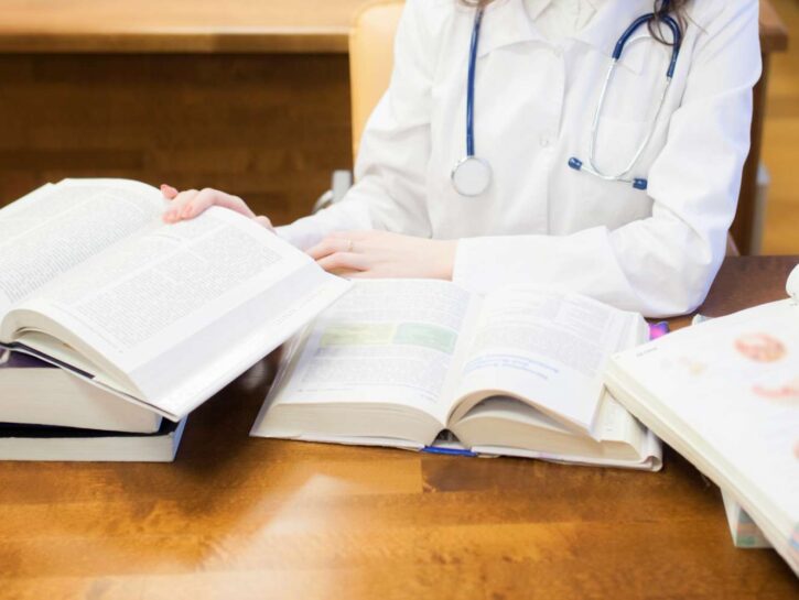 Cambia l'accesso a Medicina: addio ai test di ingresso