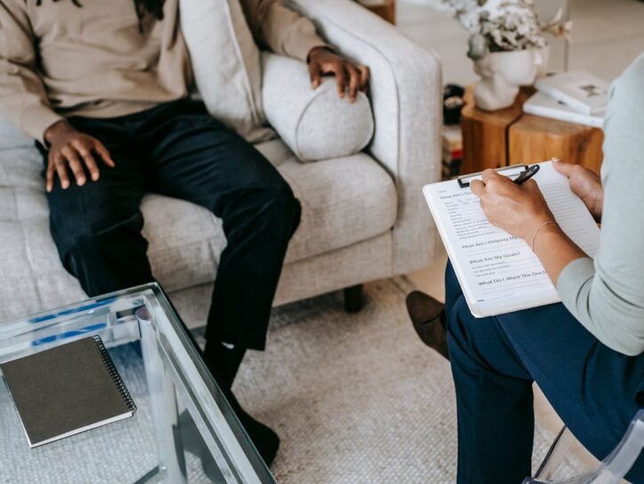 Un amico non è un terapeuta: l'importanza dei confini