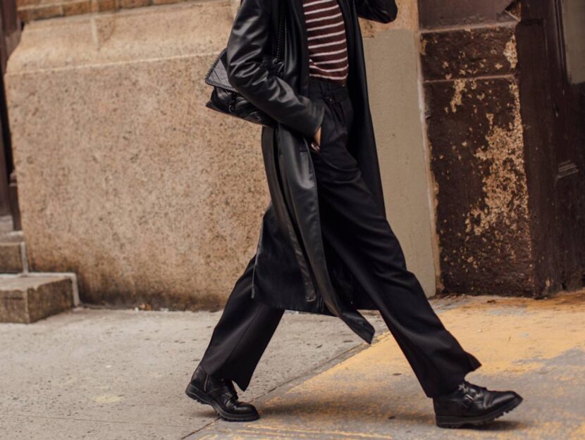 Pantaloni con stivaletti on sale