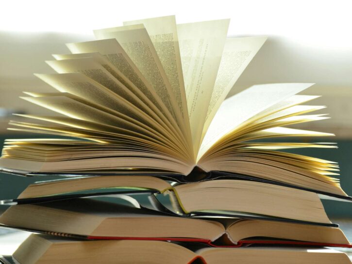 Come rilegare un libro con copertina rigida
