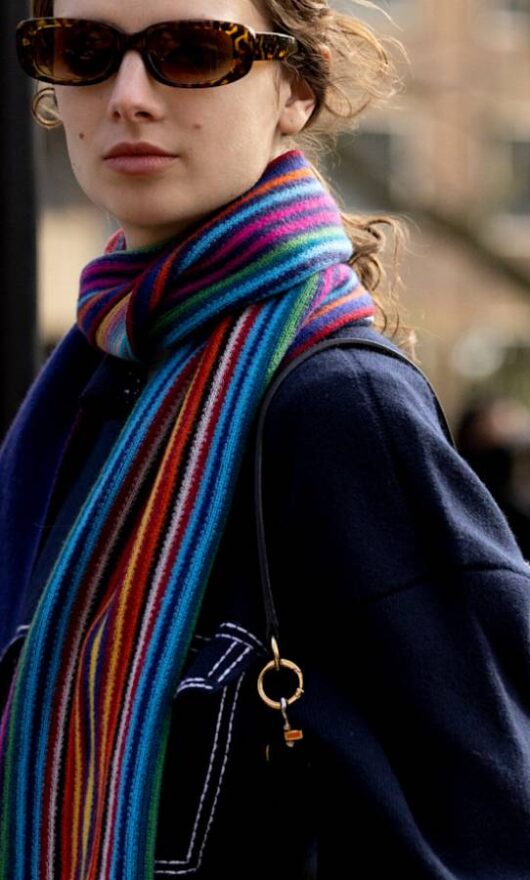 Come abbinare la sciarpa? 5 idee moda per l'inverno