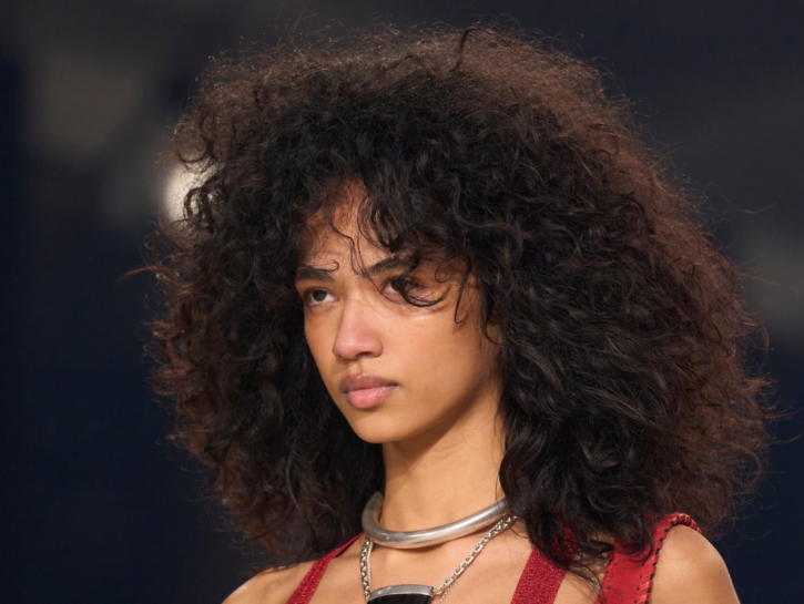 SOS Capelli secchi come paglia: 7 consigli per rimediare