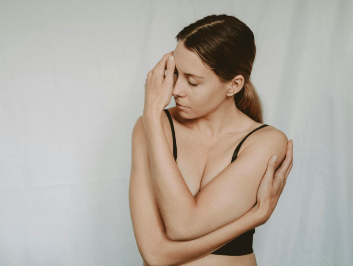 Biohacking: benefici durante ciclo e menopausa