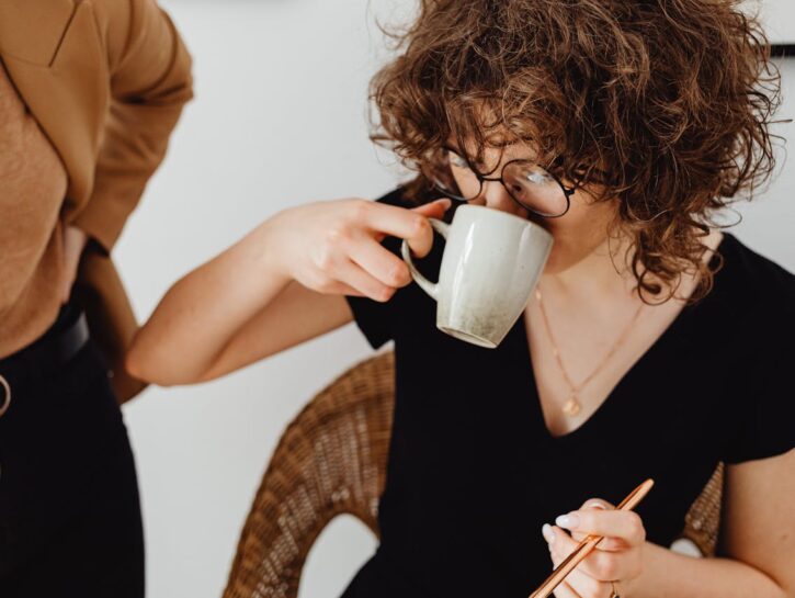 Il caffè fa bene? Uno studio consiglia quando berlo
