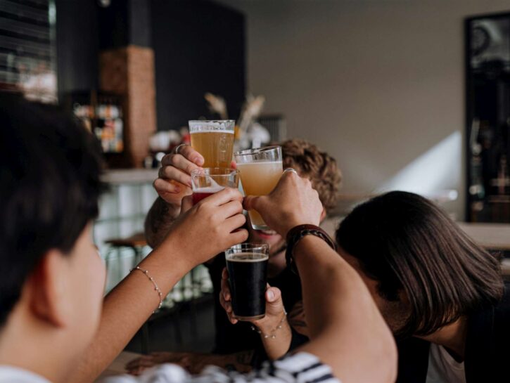Come dire no all'alcol: strategie per la tua vita sociale