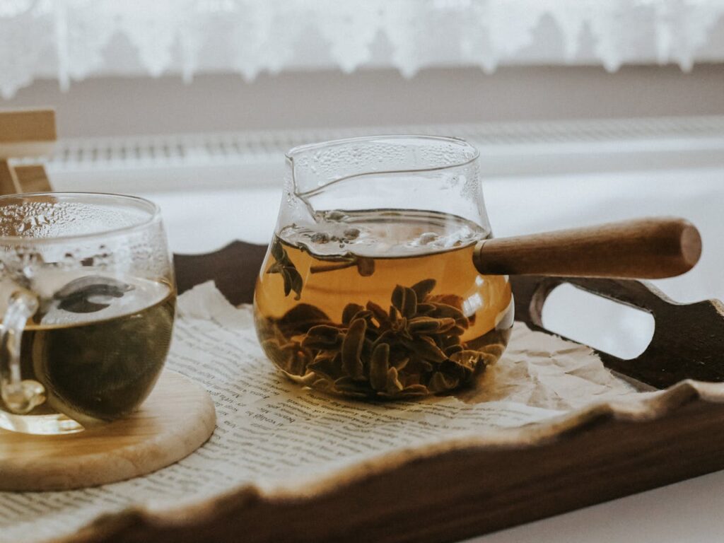 tisaniera con infuso