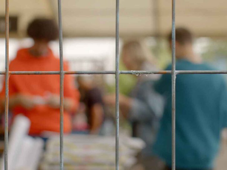 Minori autori di omicidi in Italia, numero triplicato in un anno
