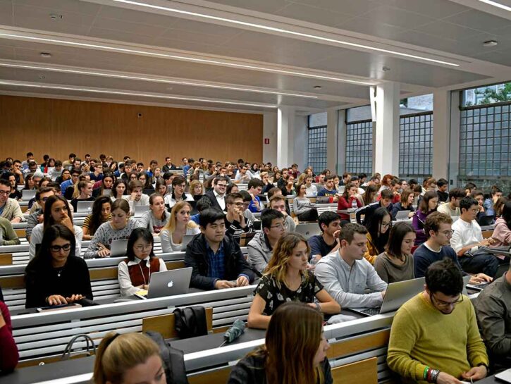Università a rischio, -30% di studenti entro il 2040