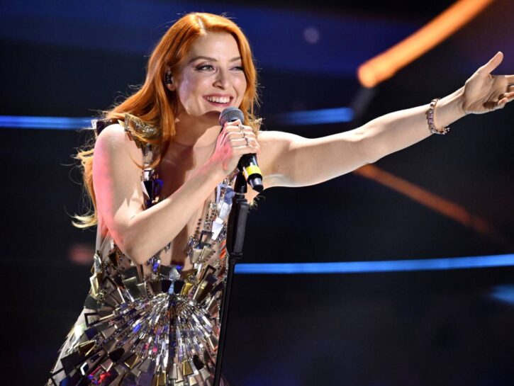 Sanremo: l'evoluzione di stile di Noemi in 7 edizioni (e molteplici look)