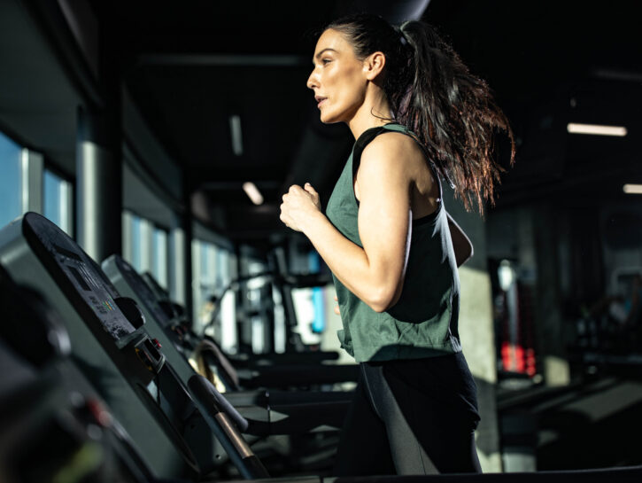 Come gestire i capelli in palestra