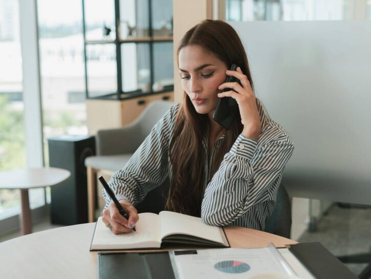 AI, i lavori più a rischio (specie per le donne)