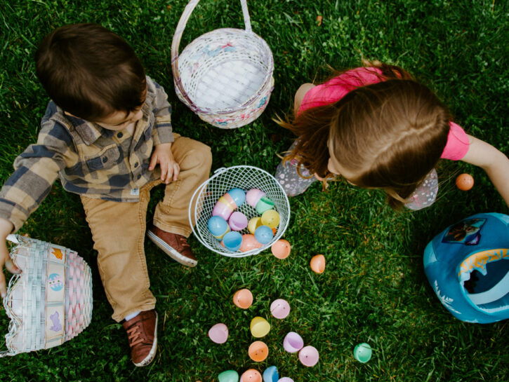 Dalla Svezia al Guatemala, le tradizioni di Pasqua più pazze