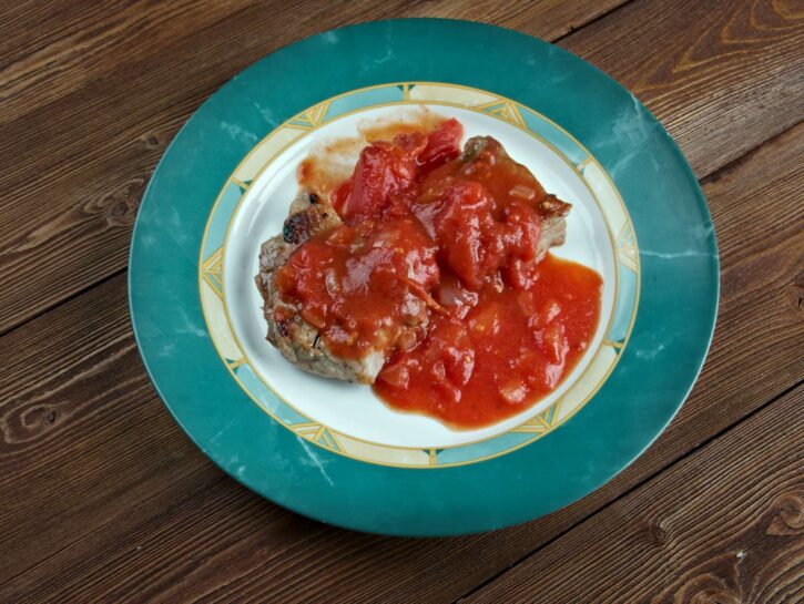 Carne alla pizzaiola alla siciliana