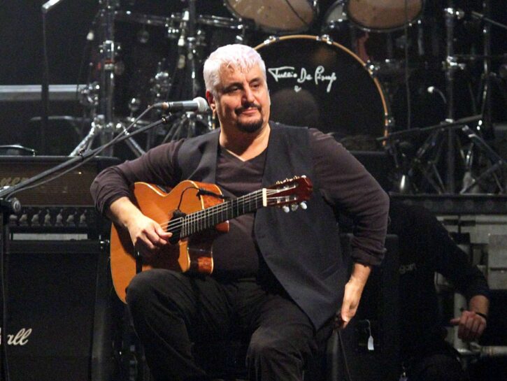 Pino Daniele, grande mostra a 10 anni dalla morte