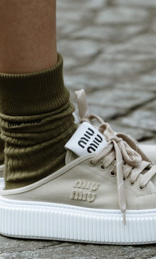 Le migliori sneakers col plateau da comprare ora