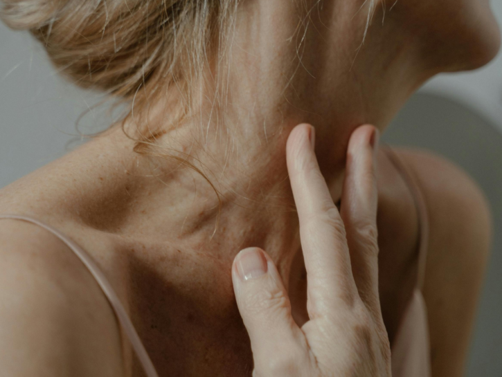 Tiroide, gli effetti su menopausa e gravidanza