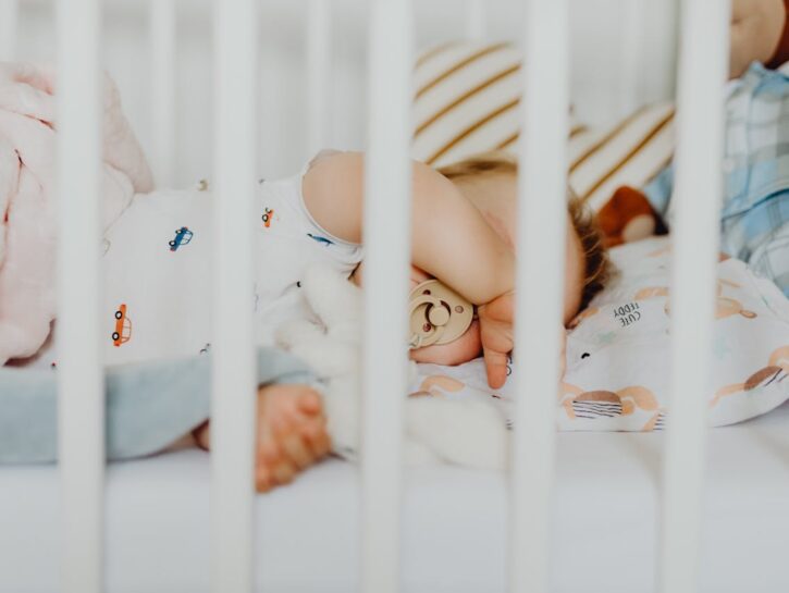 Dolci sogni garantiti: guida pratica per aiutare il tuo neonato a dormire