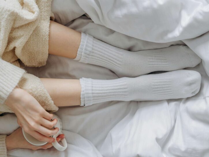 Vuoi migliorare il tuo sonno? Parti dai calzini…