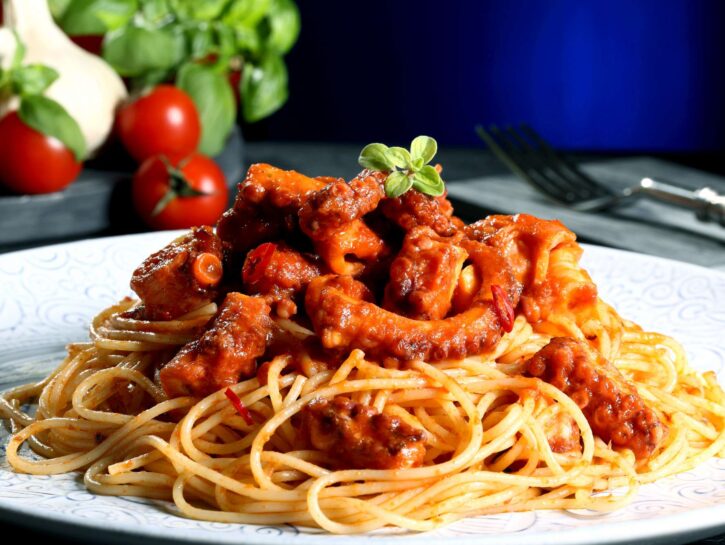 Spaghetti al ragù di polpo