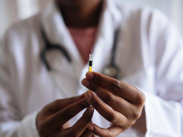 Settimana mondiale dei vaccini: salvano milioni di vite