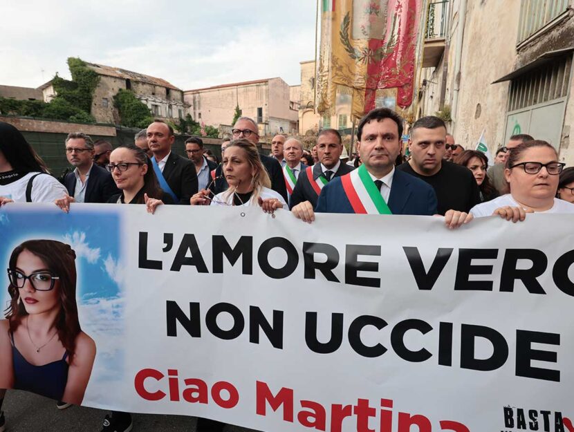 La manifestazione per Martina Carbonaro, uccisa dall'ex Alessio Tucci