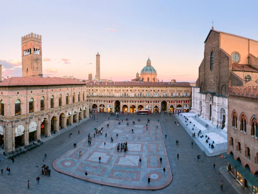 Bologna piazza Maggiore