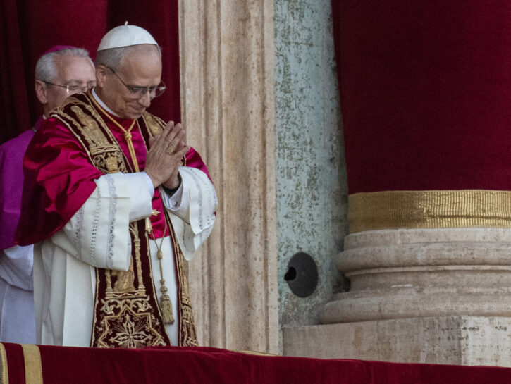 Arriveranno le donne-sacerdote nella Chiesa di Leone XIV?