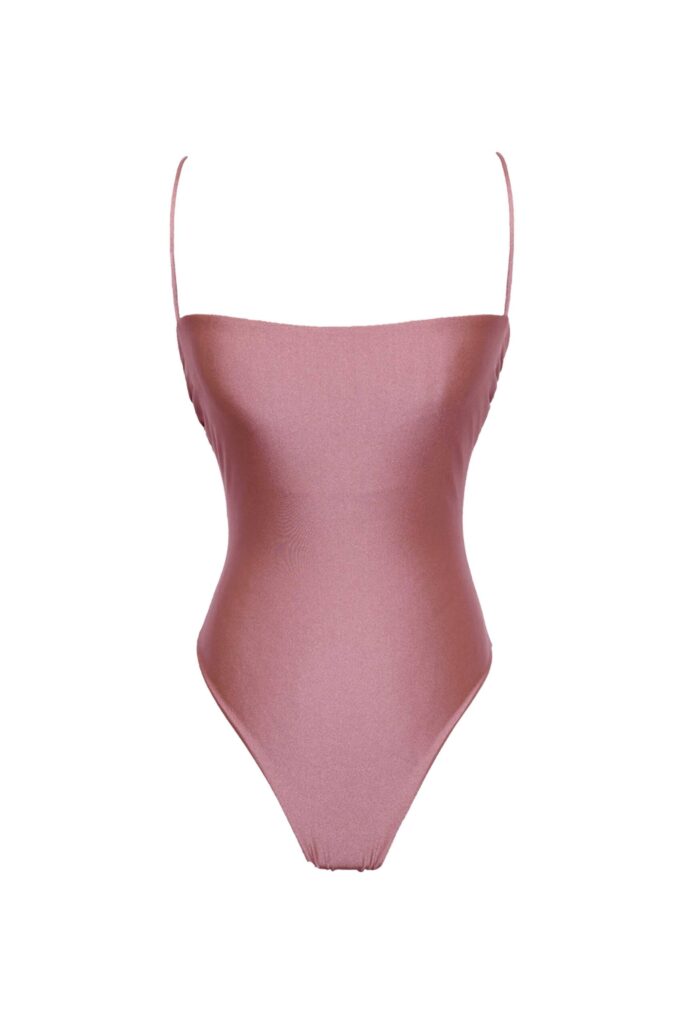 costumi da bagno che slanciano di più tendenza moda mare estate 2025