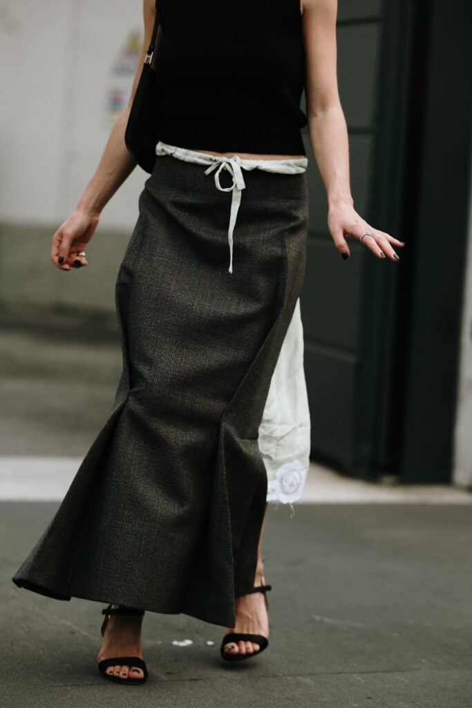 quali tacchi indossare con la gonna tendenze moda primavera estate 2025