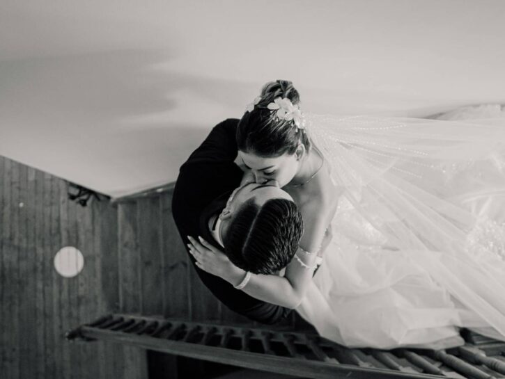 Le influencer antifemministe che sognano il matrimonio