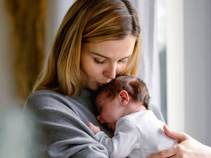 Come l'affetto materno condiziona il futuro dei figli