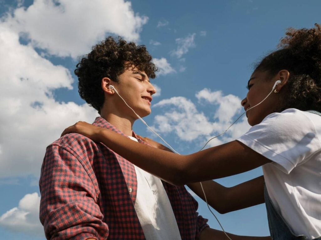 adolescenti innamorati