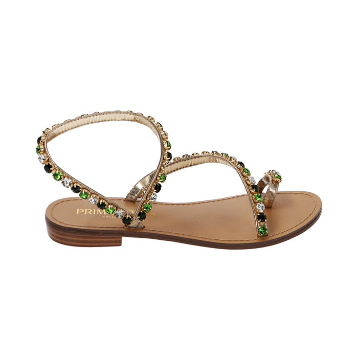 sandali bassi tendenze scarpe moda estate 2025