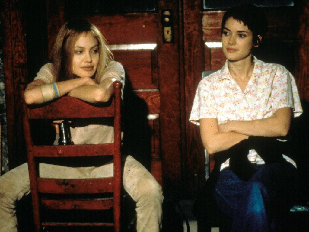 Angelina Jolie nel film Ragazze Interrotte