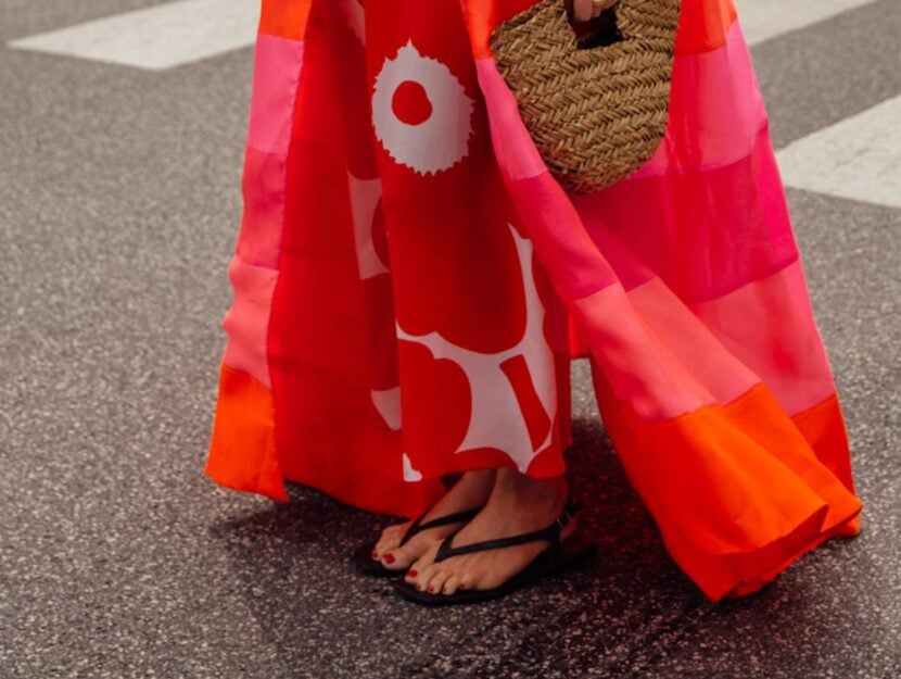 Sandali infradito tendenza moda estate 2025