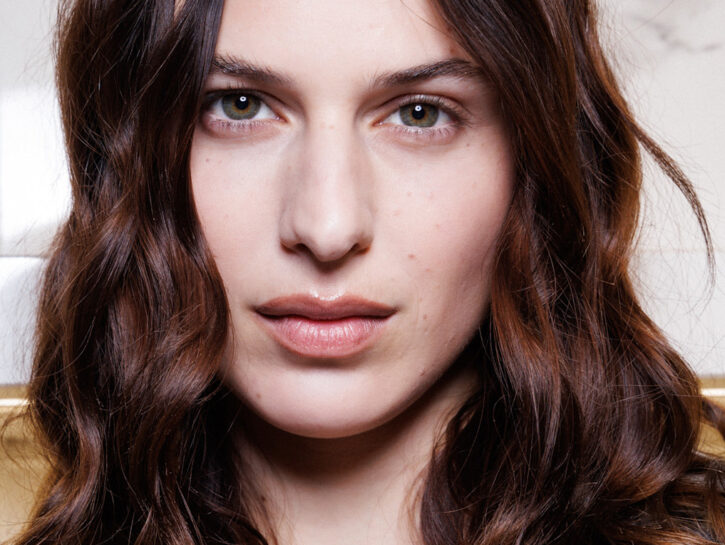 Riflessi per capelli castani: 7 nuovi look per l'estate