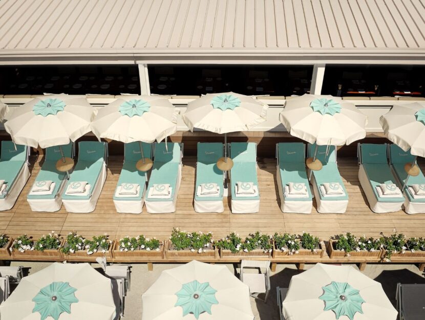 Vespa by the sea paraggi_beach club d'italia