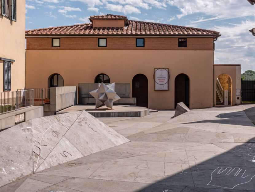 Vinci piazza dei Guidi