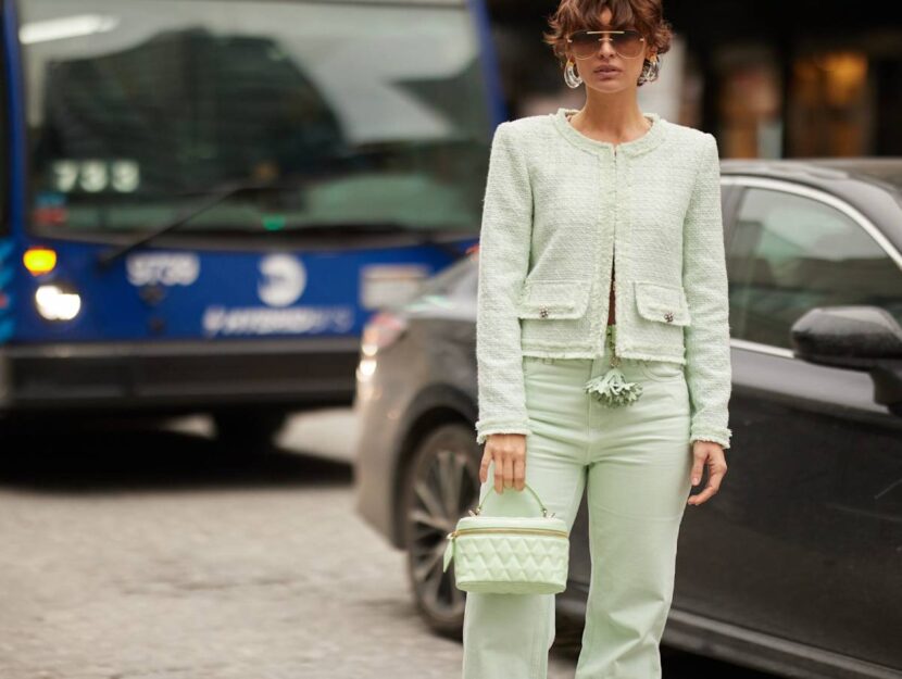 Come indossare il latte e menta tendenza moda estate 2025
