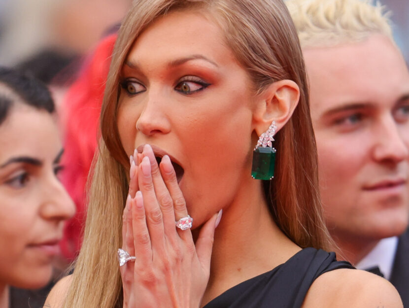 foggy nails bella hadid