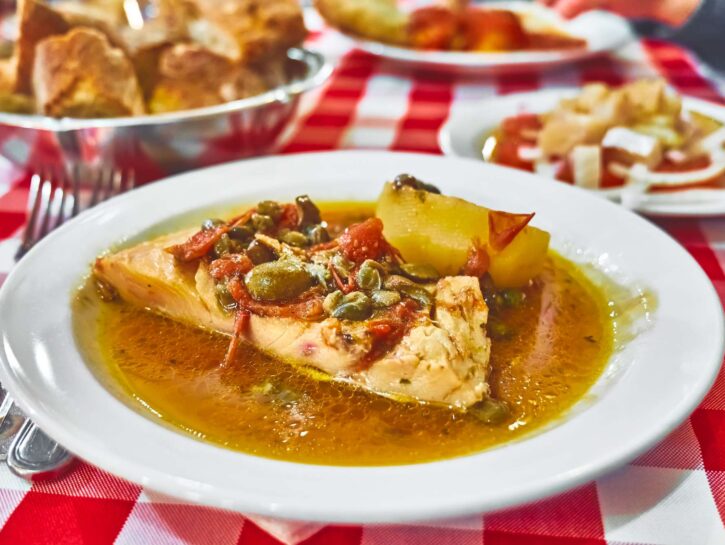Pesce stocco alla ghiotta: la ricetta messinese