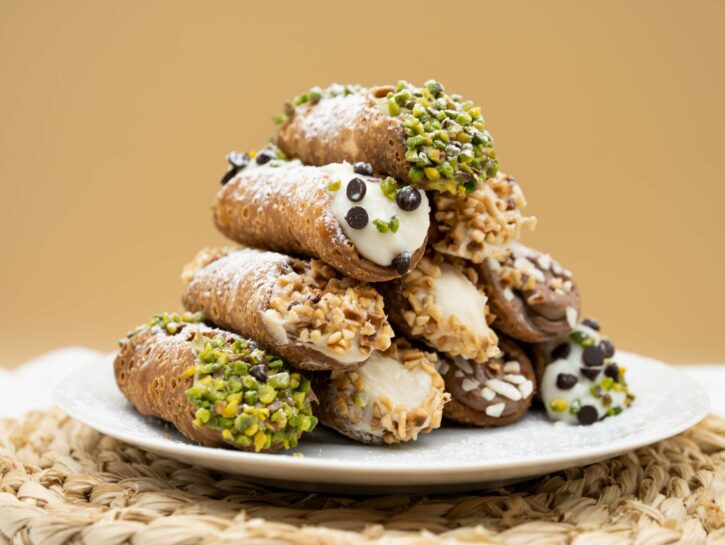 Cannolo gelato: la versione estiva del celebre dolce siciliano